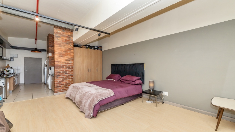 To Let 1 Bedroom Property for Rent in Woodstock Western Cape